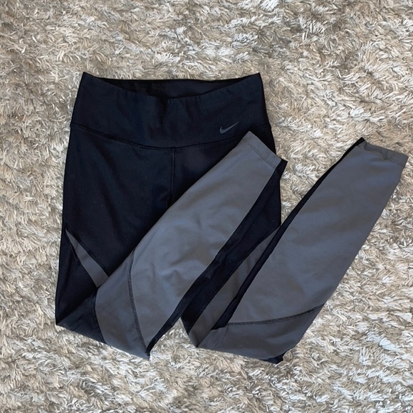 Nike leggings - Picture 1 of 4